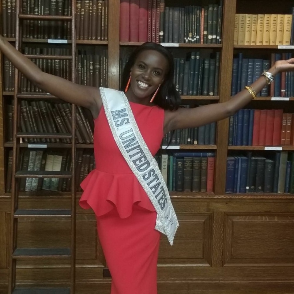 Elegant and Sexy Red Chiara Boni Gown